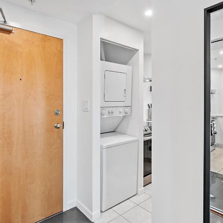 Downtown Luxury 1Br Coal Harbour Apartment Vancouver Bagian luar foto