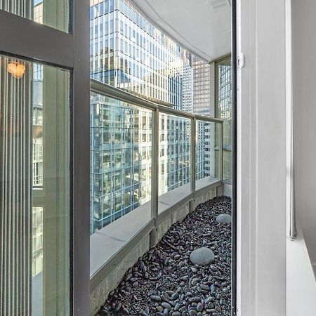 Downtown Luxury 1Br Coal Harbour Apartment Vancouver Bagian luar foto